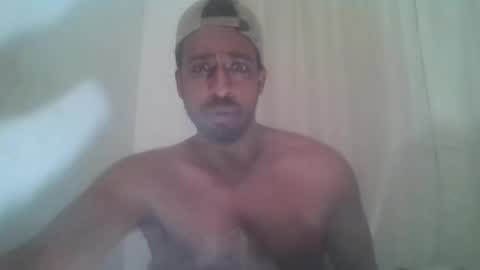 Snapshot of yungma chatting on January 5, 1:56 am yungswade online show from January 5, 1:56 am