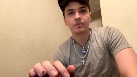 yungstudbev online show from January 5, 10:29 pm