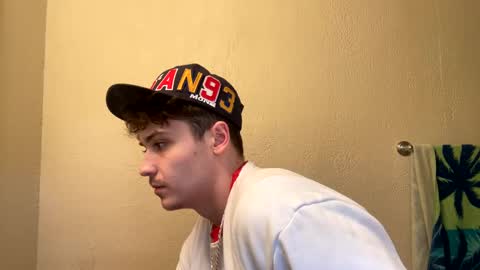 yungstudbev online show from January 8, 1:31 pm