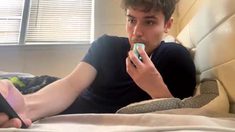 yungstudbev online show from January 20, 5:59 pm