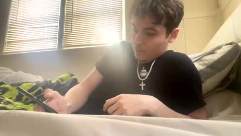 yungstudbev online show from January 22, 2:46 pm