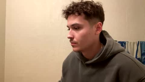 yungstudbev online show from February 24, 11:30 pm