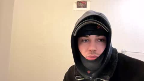 yungstudbev online show from March 20, 2:44 pm