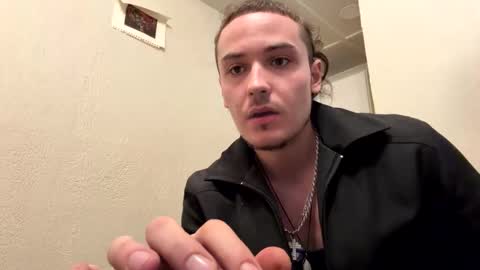 yungstudbev online show from March 22, 4:21 pm