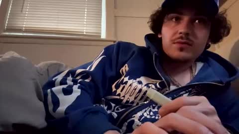 yungstudbev online show from April 1, 9:12 pm