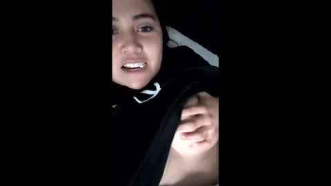 yungtorii online show from April 3, 3:21 pm