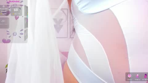 Yunna online show from December 2, 11:37 am