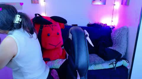 Snapshot of yuny_haruno chatting on October 3, 1:30 pm Haruno online show from October 3, 1:30 pm