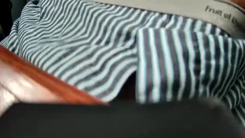 yuppers1234 online show from September 13, 3:56 pm