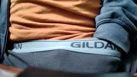 yuppers1234 online show from October 24, 7:10 pm