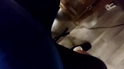 Snapshot of yupthatshim chatting on January 4, 4:33 am yupthatshim online show from January 4, 4:33 am