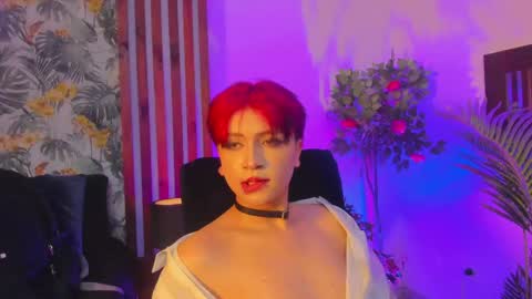 Snapshot of yuri_kay chatting on May 5, 10:18 pm Yuri Kay online show from May 5, 10:18 pm