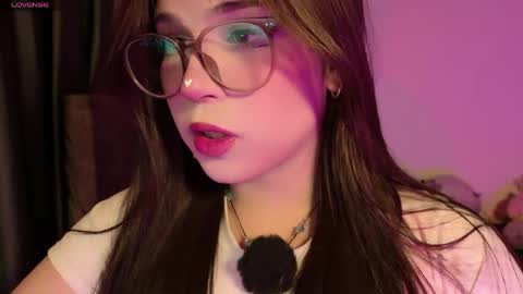 Snapshot of yuri_stars chatting on April 10, 3:45 am Yuri Stars online show from April 10, 3:45 am