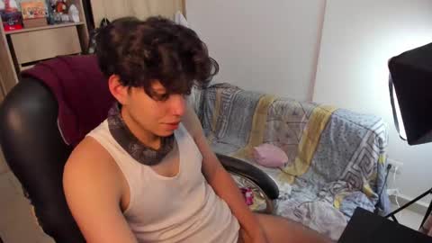 Snapshot of yurii_moody chatting on October 22, 6:18 pm yurii_moody online show from October 22, 6:18 pm