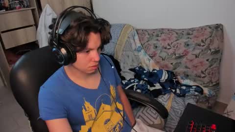 yurii_moody online show from February 23, 12:46 pm