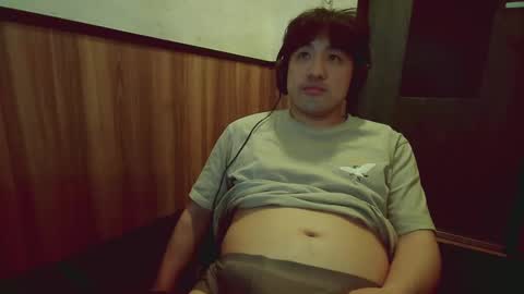 Yuta online show from April 3, 2:42 am