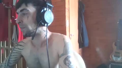 Yuumi online show from November 14, 6:39 pm