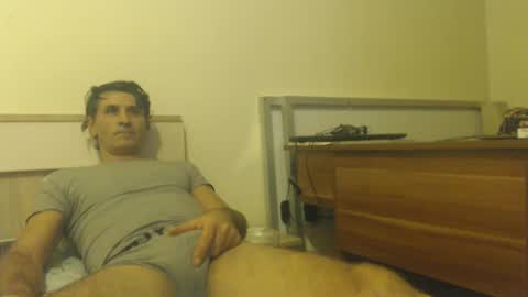 Snapshot of yvesstorm5 chatting on December 1, 8:42 pm yvesstorm5 online show from December 1, 8:42 pm