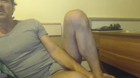 Snapshot of yvesstorm5 chatting on December 8, 9:08 pm yvesstorm5 online show from December 8, 9:08 pm