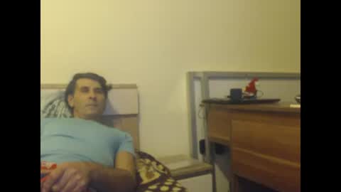 Snapshot of yvesstorm5 chatting on December 22, 3:00 pm yvesstorm5 online show from December 22, 3:00 pm