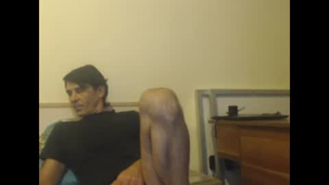 Snapshot of yvesstorm5 chatting on December 27, 6:31 pm yvesstorm5 online show from December 27, 6:31 pm