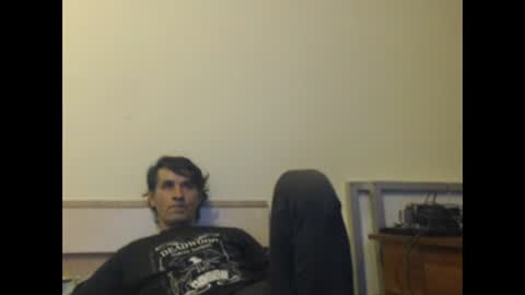 Snapshot of yvesstorm5 chatting on January 18, 6:53 pm yvesstorm5 online show from January 18, 6:53 pm