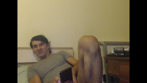 Snapshot of yvesstorm5 chatting on January 19, 8:41 pm yvesstorm5 online show from January 19, 8:41 pm