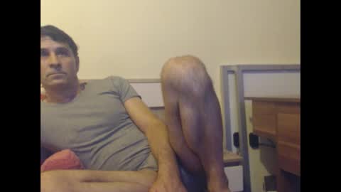 Snapshot of yvesstorm5 chatting on March 4, 9:32 pm yvesstorm5 online show from March 4, 9:32 pm