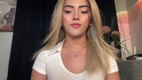 Miss Cali online show from September 19, 9:26 pm