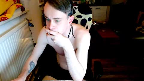 Snapshot of yyscript chatting on December 1, 10:21 pm online show from December 1, 10:21 pm