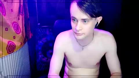 Snapshot of yyscript chatting on March 5, 4:13 am online show from March 5, 4:13 am