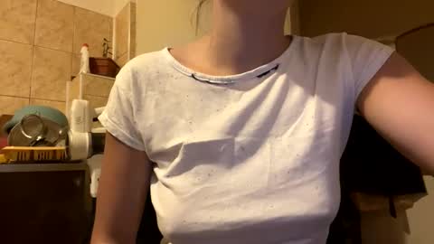 Snapshot of yzza_suave chatting on November 14, 10:07 pm yzza_suave online show from November 14, 10:07 pm