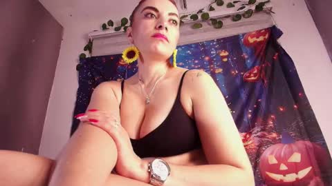 Snapshot of z_zoe_ chatting on October 19, 3:07 am Zoe online show from October 19, 3:07 am