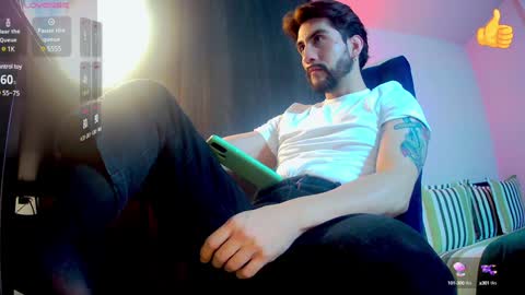 ZAC online show from December 12, 10:42 pm