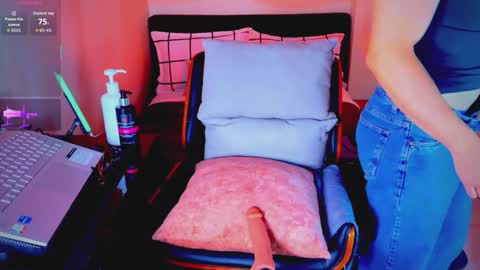 ZAC online show from February 9, 10:25 pm