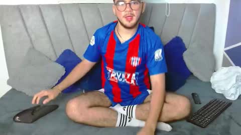 Zack  online show from October 24, 5:48 am