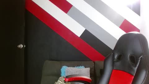 Snapshot of zac_golden chatting on March 15, 4:46 pm Zack online show from March 15, 4:46 pm