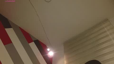 Snapshot of zac_golden chatting on April 1, 1:41 pm Zack online show from April 1, 1:41 pm