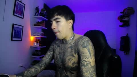 zac_muller1 online show from March 17, 4:28 am