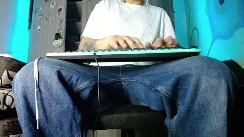 Zac Freelance model online show from December 15, 6:40 am