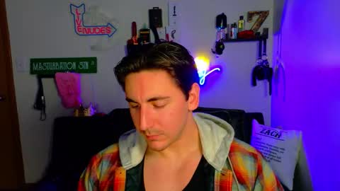 Zach Rhyder online show from February 26, 2:43 am