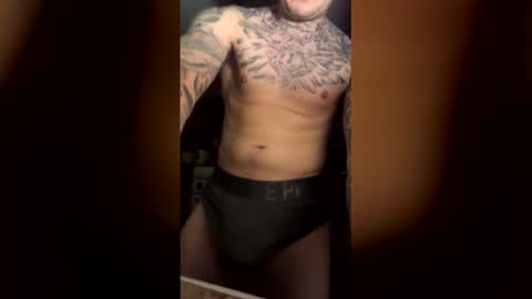 Snapshot of zachmurphbigboy chatting on February 23, 4:10 am zachmurphbigboy online show from February 23, 4:10 am