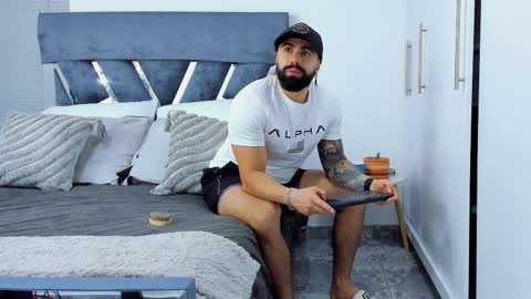 Richard online show from October 23, 8:51 pm