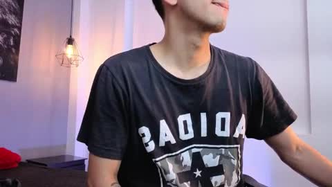 zack_isback online show from May 26, 7:54 pm