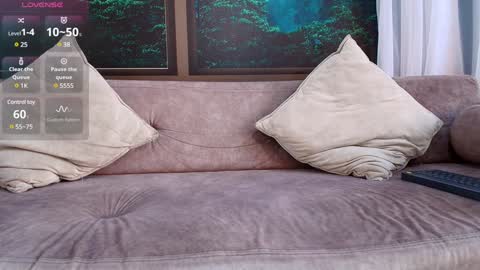 Snapshot of zack_miller24 chatting on January 21, 2:26 pm Zack online show from January 21, 2:26 pm