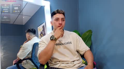 Snapshot of zack_miller24 chatting on January 25, 2:25 pm Zack online show from January 25, 2:25 pm