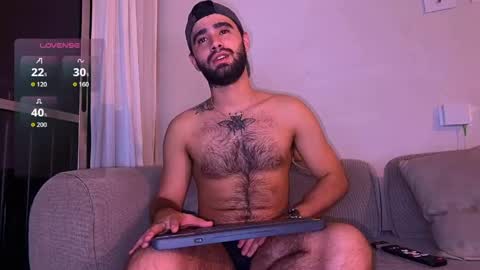 zack_sullivan22 online show from May 19, 6:53 am