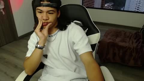 zackss_player online show from October 8, 10:51 pm