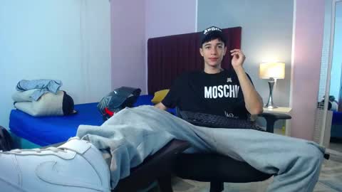 zack online show from January 4, 4:00 pm