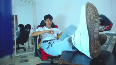 zack online show from January 9, 9:05 pm